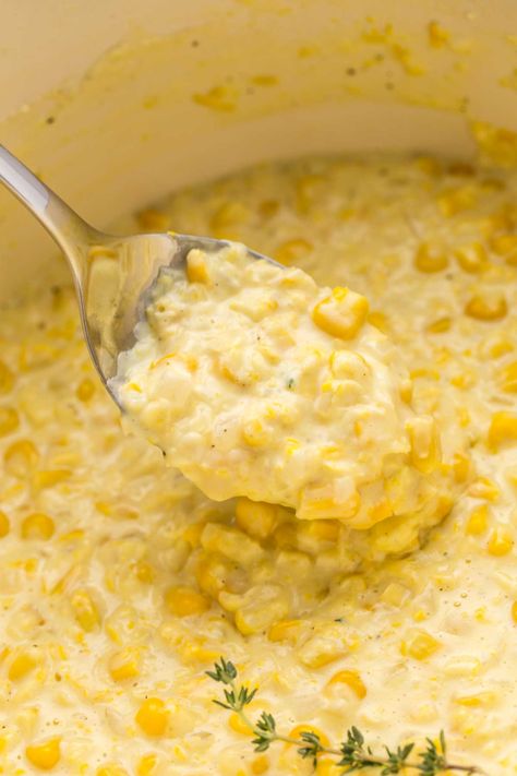 Creamed Corn Recipe Easy, Cheesy Corn Casserole Recipe, Cheesy Corn Casserole, Homemade Cream Corn, Corn Recipes Side Dishes, Creamed Corn Recipes, Cream Corn, Cheesy Corn, Corn Casserole Recipe