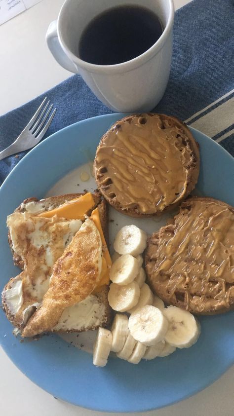 Cream Of Wheat Aesthetic, Waffle With Peanut Butter, Greek Yogurt Cream Cheese, Yogurt Cream Cheese, Peanut Butter And Honey, Cream Of Wheat, Recovery Food, Healthy Food Motivation, Healthy Lifestyle Food