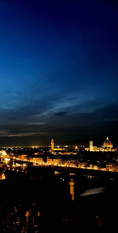 #florence #firenze #italy #europe #city #night #light #black #sky #wallpaper Italy At Night Wallpaper, Black Sky Wallpaper, Florence Wallpaper, Florence City, Europe City, Night Skyline, Firenze Italy, Black Sky, Sky Wallpaper