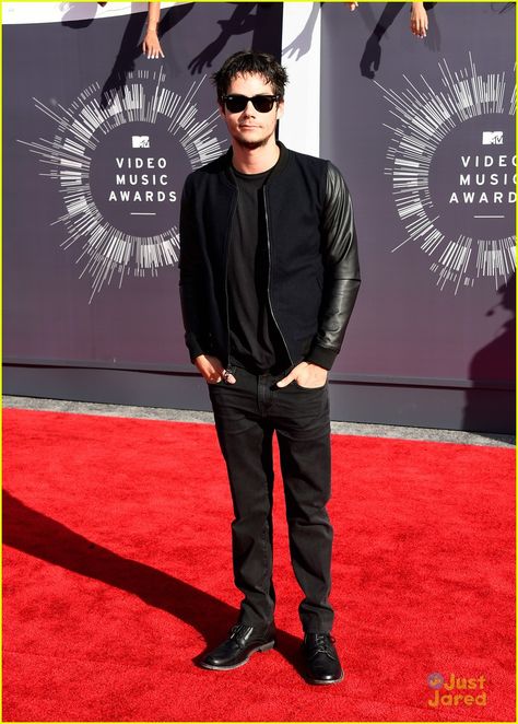 Dylan O'Brien at the MTV VMAs 2014 Vmas 2014, Kathryn Prescott, 2014 Red Carpet, Finding Carter, Dylan Obrian, Dylan Sprayberry, Teen Wolf Dylan, Teen Wolf Cast, Tyler Posey