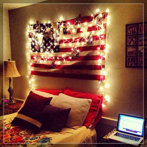 DIY Creative Headboard Ideas-28 American Flag Room, American Flag Bedroom, Country Girl Bedroom, Country Girl Rooms, Flag Room Decor, American Room, Western Room Ideas, Diy Headboard Ideas, Dorm Headboard