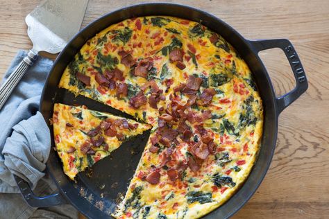 Frittata Recipes Breakfast, Pecan Crunch, Bacon Frittata, Tomato Frittata, Bibb Lettuce, Ww Meals, Pimiento Cheese, Low Carb Plan, Spinach Egg