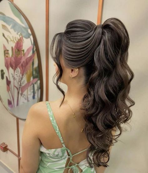 Ponytail Side Bangs, Bride Hairstyles Updo, Formal Hairstyles For Long Hair, Simple Makeup Tips, Hair Inspiration Long, Mother Of The Bride Hair, Messy Ponytail, Beautiful Braided Hair, Quince Hairstyles