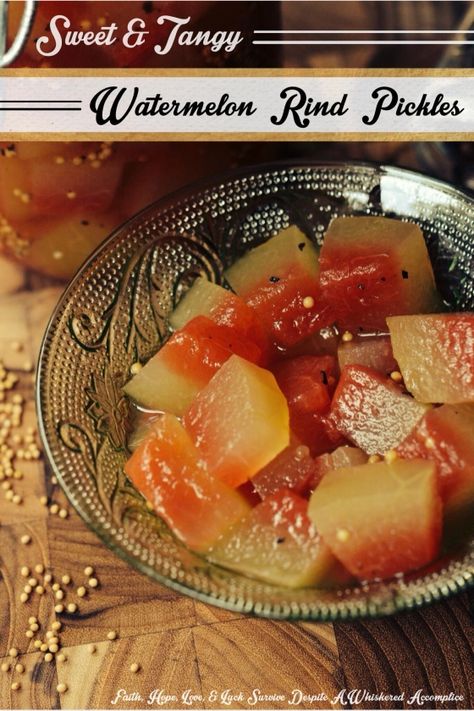 Pickled Watermelon Rind Recipe, Watermelon Rind Pickles, Watermelon Rind Recipes, Pickled Watermelon, Pickled Watermelon Rind, Watermelon Pickles, Pickles Recipe, Watermelon Rind, Homemade Pickles