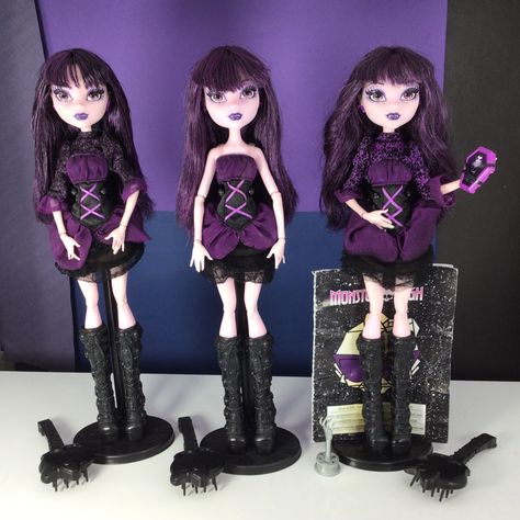 Elissabat monster high frights camera action doll #goth #monsterhigh #monsterhighdolls Elissabat Cosplay, Elissabat Monster High, Aesthetic Doll, Monster High Halloween, Arch Nemesis, Goth Dolls, Goth Vampire, Halloween 2024, Monster High Dolls