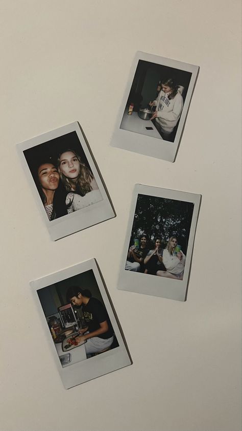 Polaroid Camera Ideas, Vanilla Wallpaper, Camera Ideas, Polaroid Camera, Polaroid Pictures, Best Friends, Vanilla, Collage, Pins