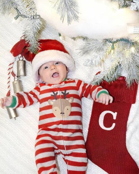 Baby Pictures Boy, Old Baby Pictures, 3 Month Old Baby Pictures, What Christmas Is All About, Baby Christmas Photography, Christmas Baby Pictures, Baby Christmas Photos, 3 Month Old Baby, Xmas Pictures