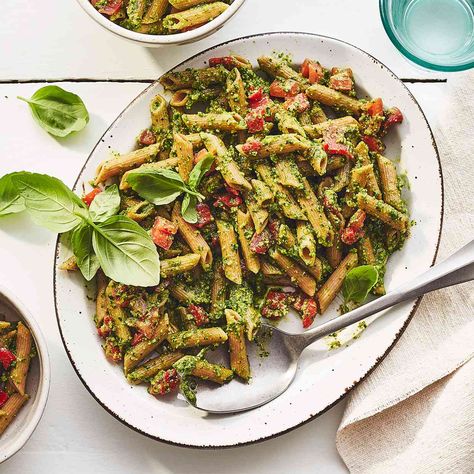 This cold pesto pasta salad will cool you off on a summer day. Fresh tomatoes and roasted red peppers add a pop of bright color and juiciness here, but any of your favorite pasta-salad veggies, like blanched broccoli and fresh bell peppers, would be delicious too. Cold Pesto Pasta Salad, Walnut Pesto Pasta, Walnut Pesto, Pesto Pasta Salad, Lunch Appetizers, Make Ahead Lunches, Pasta Dinners, Healthy Eating For Kids, Basil Pesto