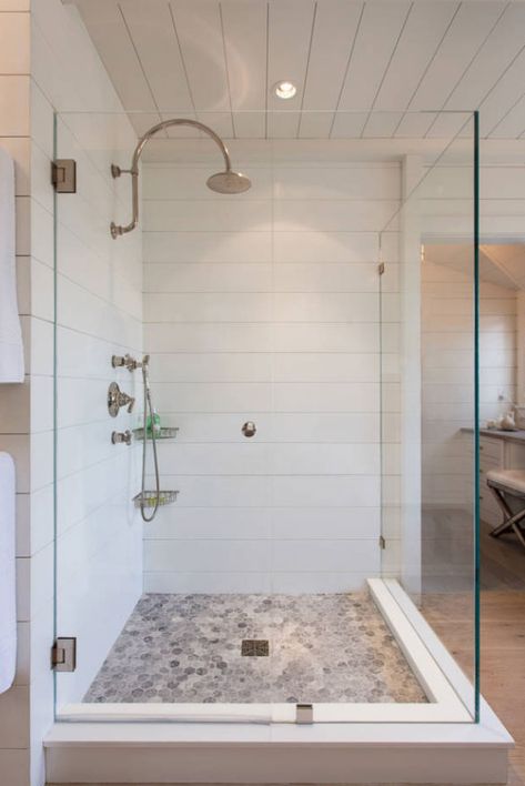 39 Luxury Walk in Shower Tile Ideas That Will Inspire You | Luxury Home Remodeling | Sebring Design Build Makeover Kamar Mandi, Bathroom Shower Design, Shower Floor Tile, Master Shower, Diy Bathroom Remodel, Bathroom Shower Tile, Bathroom Remodel Shower, Trendy Bathroom, Simple Bathroom