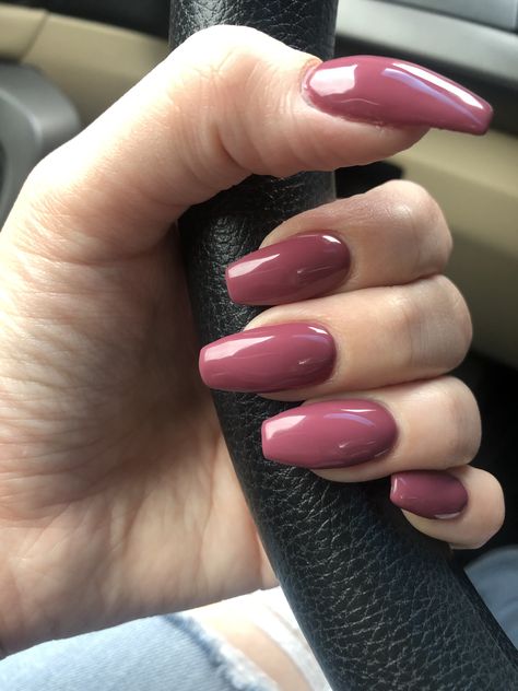 #acrylicnails #fallnails #coffinnails J Acrylic Nails, Acrylic Nails With Initial, Nails Winter Design, Initial Acrylic, Initial E, Initial J, Mint Nails, Bridesmaids Nails, Plain Nails