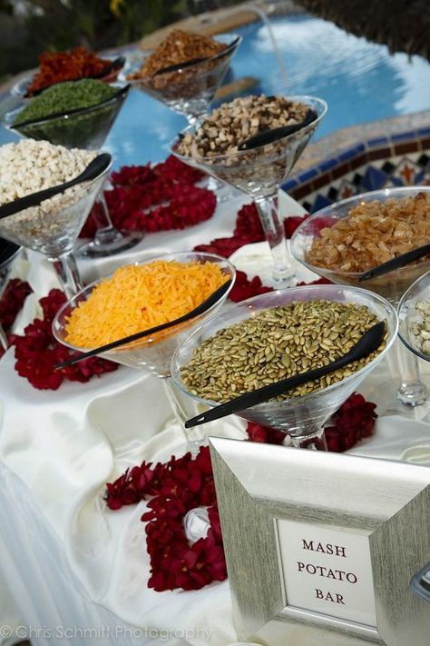 Mashed Potato bar with yummy toppings Mashed Potato Bar, Baked Potato Bar, Potato Bar, Easy Weddings, Garlic Puree, Pasta Bar, Reception Food, Toasted Pumpkin Seeds, Food Stations