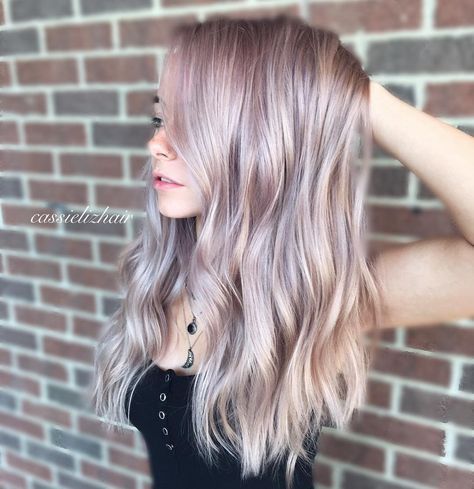 Subtle Lavender Hair, Purple Blonde Hair, Colorful Highlights, Rose Gold Hair Blonde, Pastel Purple Hair, Lavender Hair Colors, Magical Hair, Pink Blonde Hair, Ombre Hair Blonde