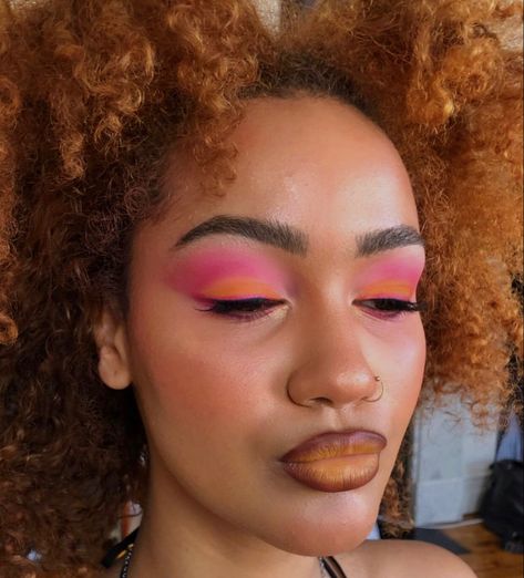 Pink Sunset Eyeshadow Looks, Sunset Eyeshadow Looks, Pink And Orange Makeup, Sunset Makeup Looks, Sunset Eyeshadow, Sunset Makeup, Makeup Challenge, Orange Makeup, Summer Makeup Looks