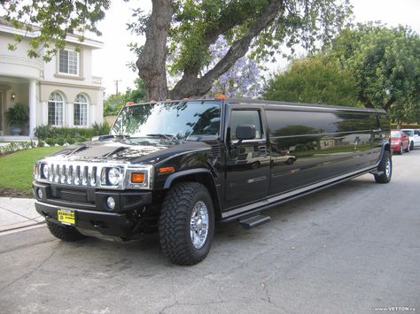 2014 Hummer H4 Do you like this limo? Check out much more eye-catching limos at www.classiquelimo.com Black Hummer, Hummer Limousine, Rolls Royce Limousine, Hummer Limo, Limo Party, Limousine Car, Hummer Cars, Sports Car Wallpaper, Hummer H2