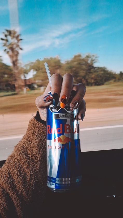 Redbull Nails, Nails