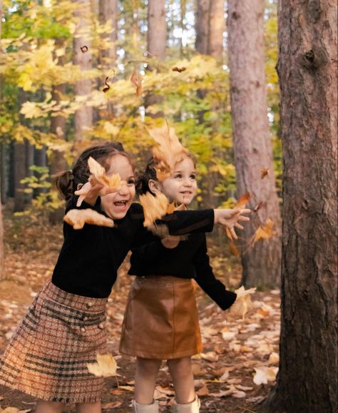 #twins #twinlove #identicaltwins #baby #toddler Triplets Aesthetic, Aesthetic Twins, Twin Pfp, Future Board, Twin Toddlers, Identical Twins, Twin Babies, Aesthetic Outfits