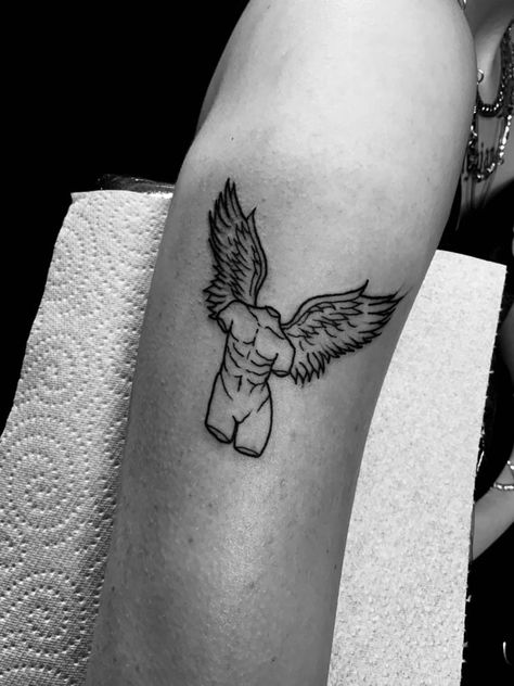 tattoo idea greek statue with wings Statue With Wings, Tattoo Thoughts, Wings Tattoo, Tattoo Idea, Back Tattoo, Cool Tattoos, Tatting, Greek Statue, Statue