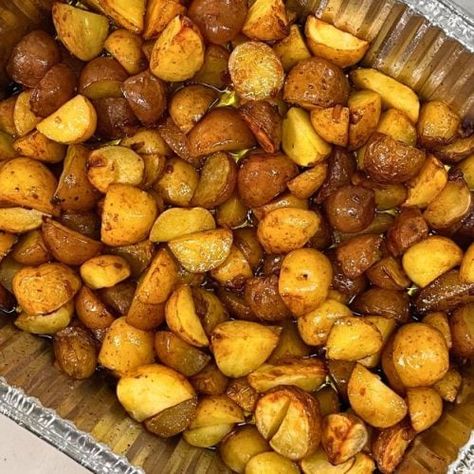 Onion Roasted Potatoes, Potato Dishes Recipes, Career Girl, Potato Dishes, Roasted Potatoes, Dish Recipes, 3 Ingredients, Food Dishes, Side Dishes