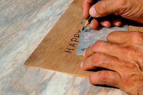 Easy Ways to Burn Letters in Wood (with Pictures) | eHow Wood Burning Letters, Diy Wood Engraving, Burning Letters, Pyrography Tutorial, Wood Burning Tools, Designs On Wood, Wood Burning Tips, Puzzle Boxes, Wood Jewelry Display