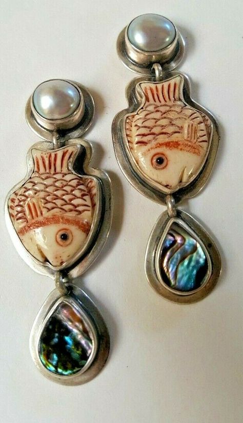 Bone Fish, Fish Earrings, Fish Jewelry, Vintage Gifts Ideas, Organic Jewelry, Carved Bone, Mother Of Pearl Earrings, Dope Jewelry, Funky Jewelry