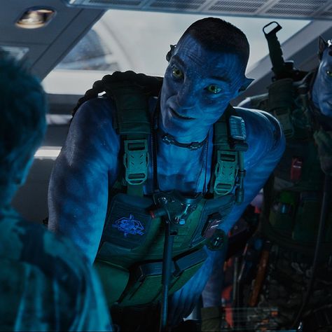 Stephen Lang as Miles Quaritch, in “Avatar: The Way of Water” (2022). Quaritch And Lyle, Miles Quaritch Avatar, Cat Soldiers, Colonel Quaritch, Quaritch Avatar, Avatar Animals, Stephen Lang, Avatar Dr, Avatar James Cameron