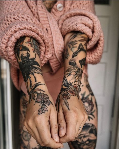 Mixed Color And Black And White Tattoo, Ladies Full Sleeve Tattoo, Black Tattoos With A Pop Of Color, Openness Tattoo, Eclectic Sleeve Tattoo, Moody Floral Tattoo, Rachael Core Aesthetics, Moody Tattoo Aesthetic, Trippy Tattoo Sleeve