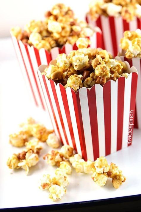 Homemade Cracker Jacks Popcorn Recipe from addapinch.com #caramelcorn #popcorntreat #popcorn #crackerjacks #halloween #fall #food #southern #addapinch Cracker Jack Popcorn Recipe, Cooking Popcorn, Popcorn Treats, Popcorn Recipe, Homemade Crackers, Best Party Food, Cracker Jacks, Caramel Corn, Popcorn Recipes