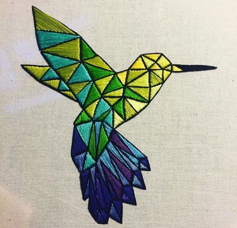 hummingbird embroidery design - Google Search Hummingbird Embroidery, Geometric Pattern Embroidery, Funny Embroidery, Advanced Embroidery, Simple Hand Embroidery Patterns, Birds Embroidery Designs, Abstract Embroidery, Diy Embroidery Designs, Hand Embroidery Patterns Flowers