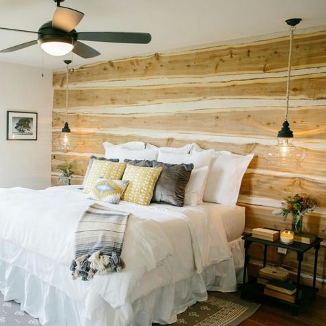 Fixer Upper season 3 Paw-Paw's House ❤ cedar plank wall+pendants Cedar Plank Wall, Fixer Upper Bedroom, Fixer Upper Bedrooms, Cedar Walls, Fixer Upper House, Contemporary Bedroom Furniture, Deco Nature, Plank Walls, Bedroom Master