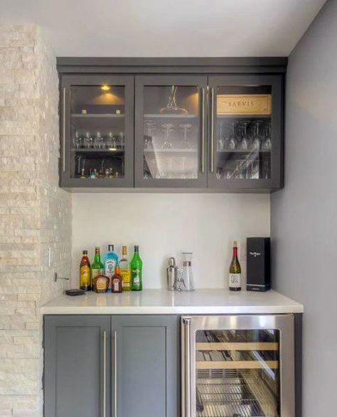 Home Mini Bar Ideas, Mini Bar Kitchen, Mini Bar Ideas, Ultimate Basement, Home Mini Bar, Kitchen Designs Ideas, Home Bar Rooms, Modern Home Bar, Diy Home Bar