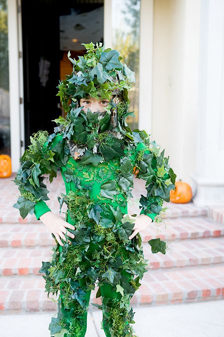 Bush Costume Diy, Bush Costume, Alice In Wonderland Ballet, Jungle Book Costumes, Halloween Block Party, Cherry Festival, Tree Costume, Herding Cats, Diy Costumes Women