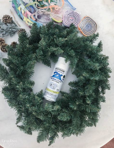 Evergreen Wreath Christmas, Update Old Christmas Wreath, Decorate Wreaths For Christmas, Flocked Wreath Decorating Ideas, White Christmas Wreaths Diy, Green Christmas Wreath Ideas, Flocked Wreath Ideas, White Christmas Wreath Ideas, Christmas Wreath Ideas Front Doors