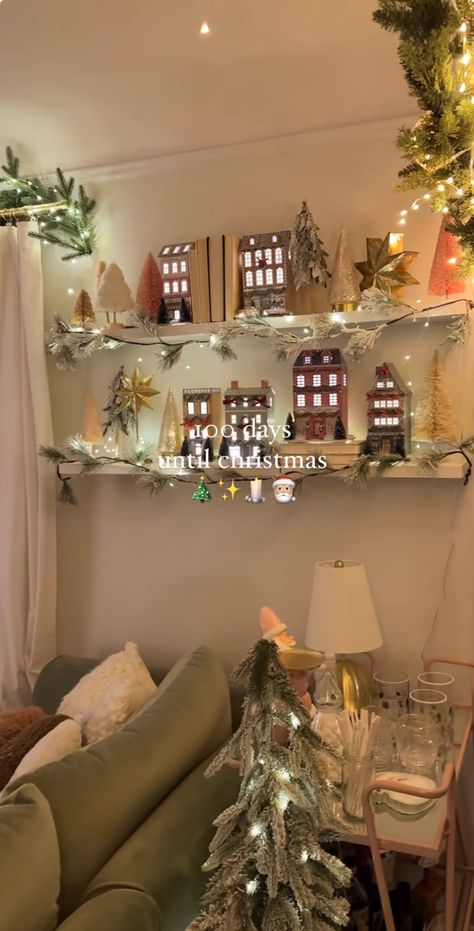 On Wall Shelves, Hate Christmas, Christmas Themes Decorations, Christmas Feeling, Christmas Inspo, Christmas Room, Book Shelf, Christmas Village, Outdoor Christmas Decorations