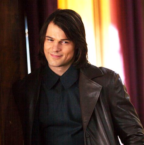 Danila Kozlovsky #Dimitri #VA #ThatSmile Rose Dimitri, Vampire Academy Dimitri, Vampire Academy Cast, Vampire Academy Quotes, Vampire Academy Books, Vampire Academy Movie, Danila Kozlovsky, Dimitri Belikov, Vampire Romance