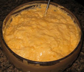 Try Orange Tapioca Pudding Salad! You'll just need 1/2 RECIPE FOR US, 2 small pkgs. of vanilla tapioca pudding mix, 1 small pkg. orange jello, 2 small cans... Canned Oranges Recipes, Tapioca Salad, Vegan Tapioca Pudding, Cinnamon Sugar Recipe, Pudding Salad, Orange Jello Salads, Congealed Salad, Pudding Frosting, Cottage Cheese Salad