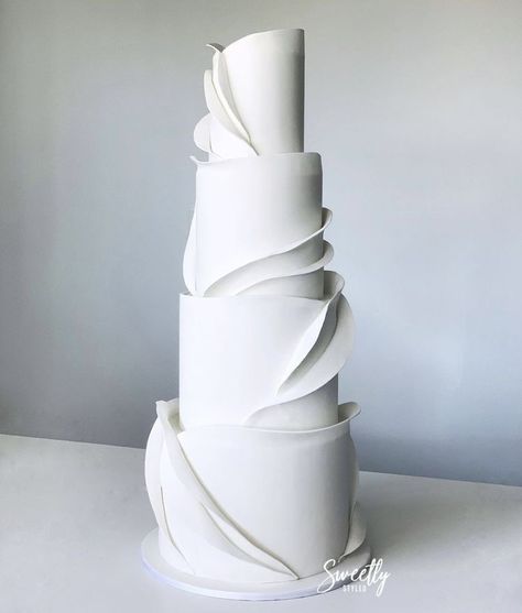 White Modern Wedding Cake, Contemporary Wedding Cake, White Modern Wedding, Dream Wedding Cake, Simple Wedding Cake, Modern Wedding Cake, White Wedding Cake, Dream Wedding Ideas Dresses, Future Wedding Plans