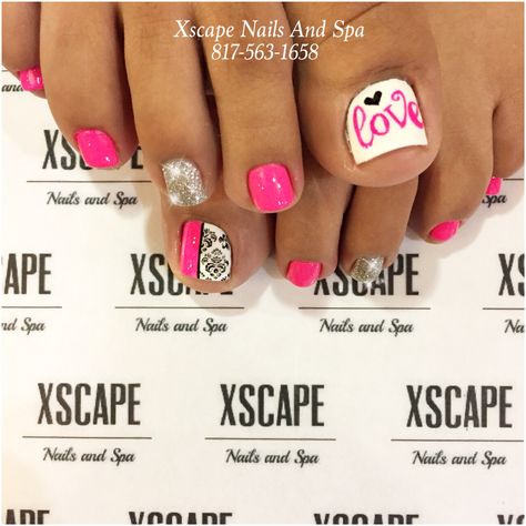 Cute toe designs February Toe Nails, Valentines Toe Nails, Cute Toe Designs, Valentines Day Toe Nails Pedicures, Heart Toenail Designs, Valentines Pedicure Toenails, Valentine Pedicure Designs, Valentine’s Day Toes Design, Valentines Pedicure