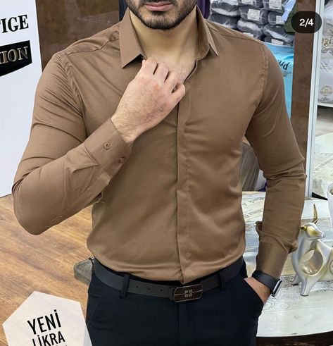 Men Chemise Outfit, Brown Dress Shirt Outfit Men, Camisa Cafe Hombre Outfit, Oversized Shirt For Women, Outfits For Big Men, Pocket Shirts, Blazers For Men Casual, Stylish Shirts Men, Mens Smart Casual Outfits