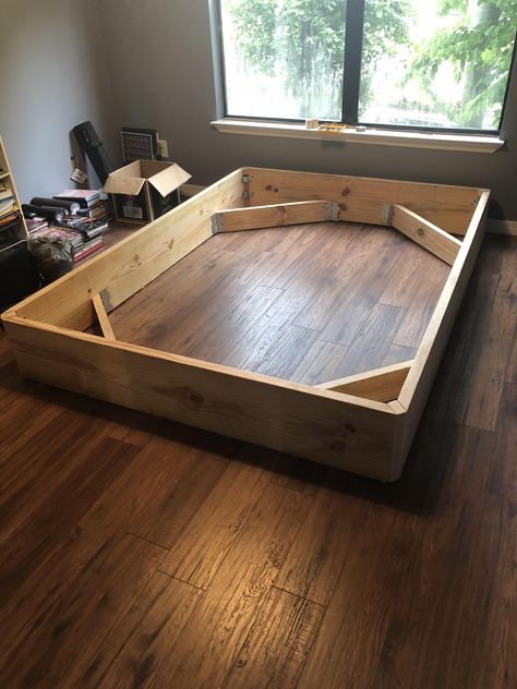 Homemade Bed Frame, Diy Platform Bed Frame, Wood Bed Frame Diy, Homemade Beds, Diy Platform Bed, Bed Frame Design, Diy Bed Frame, Bedroom Design Ideas, Detailed Plans