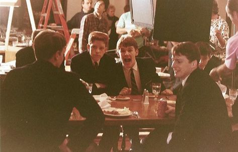 neil perry todd anderson charlie dalton gerard pitts steve meeks stephen meeks 50s Teenagers, Dead Poets Society Aesthetic, Todd Anderson, Robert Sean Leonard, Oh Captain My Captain, Ethan Hawke, Captain My Captain, Septième Art, Dead Poets Society