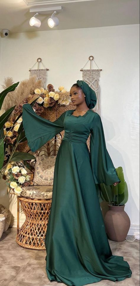 Hijabi Dinner Dress, Material Gown Styles For Muslim Ladies, Modest Hijabi Dresses, Matriculation Outfit Ideas, Ankara Long Flare Gown Styles, Eid Inspo Outfits, Hijabi Eid Outfits, Ankara Gowns For Wedding, Eid Outfits African