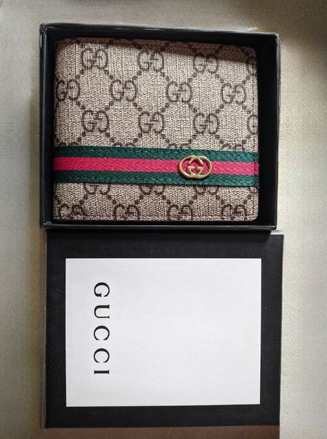 Gucci Mens Wallet, Luxury Bags Collection, Pretty Tattoos For Women, Learn Facts, Men's Wallet, Luxury Wallet, Aesthetic Women, Gucci Wallet, Pretty Tattoos