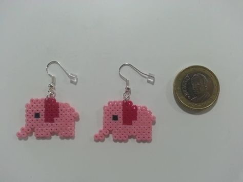 Perler Earrings, Hama Beads Christmas, Melt Beads Patterns, Christmas Perler Beads, Hamma Beads Ideas, Hama Beads Design, Fusion Beads, Diy Perler Bead Crafts, Hama Beads Patterns