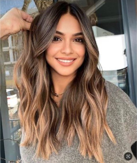 Brown Bayalage Hair, Pelo Color Caramelo, How To Bayalage Hair, Brown Hair Inspiration, Honey Blonde Hair Color, Brunette Hair With Highlights, Brown Hair With Blonde Highlights, Honey Blonde Hair, Brown Hair Balayage