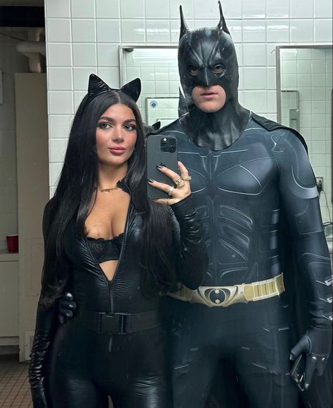 Cute Couples Costumes, Kostuum Halloween, Classy Halloween Costumes, Matching Halloween Costumes, Modele Fitness, Hot Halloween Outfits, Pretty Halloween Costumes, Couples Halloween Outfits, Duo Halloween Costumes