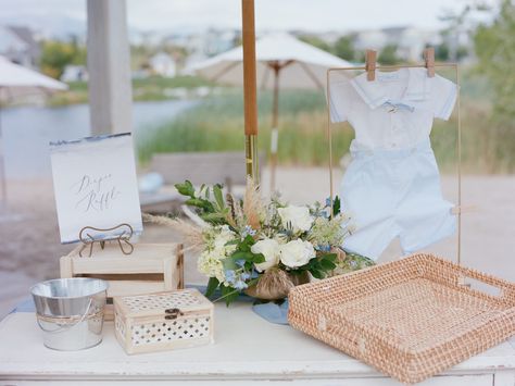 Classic Baby Boy Shower Ideas, Sailboat Baby Shower Theme, Coastal Baby Shower Theme, Nautical Baby Shower Ideas, Nautical Baby Shower Decorations, Nautical Baby Shower Boy, Sailor Baby Showers, Jordan Baby Shower, Baby Shower Plates