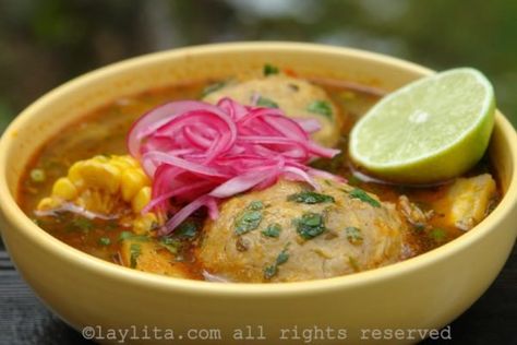 Pata Recipe, Plantain Soup, Ecuadorian Food, Plantain Recipes, Dumpling Soup, Dumplings For Soup, Cooked Cabbage, Spanish Dishes, Cooked Carrots