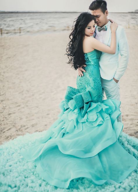 20 Swoonworthy Unconventional Wedding Dresses like No Other! Aqua Wedding Dress, Teal Dress For Wedding, Turquoise Wedding Dresses, Michael Cinco, Aqua Wedding, Unconventional Wedding Dress, Unconventional Wedding, Turquoise Wedding, Teal Wedding