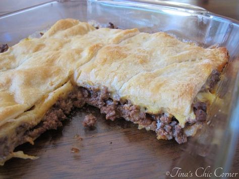 Tortiere Recipe, Aussie Meat Pie, Hamburger Pie, Meat Pie Recipe, How To Make Dough, Meat Pies, Savory Pies, Crescent Roll Recipes, Meat Pie