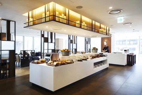 Gallery image of this property Buffet Island, Japanese Buffet, Hotel Breakfast Buffet, Hotel Buffet, Hotel Breakfast, Pizza Design, Buffet Restaurant, Subway Station, Hotel Interior Design